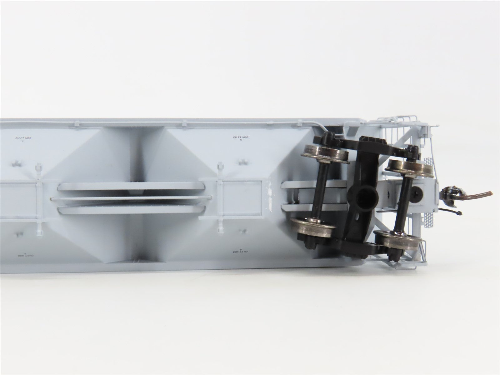 HO Scale Tangent 10019-01 EL Erie Lackawanna 3-Bay PS4740 Covered Hopper #20190