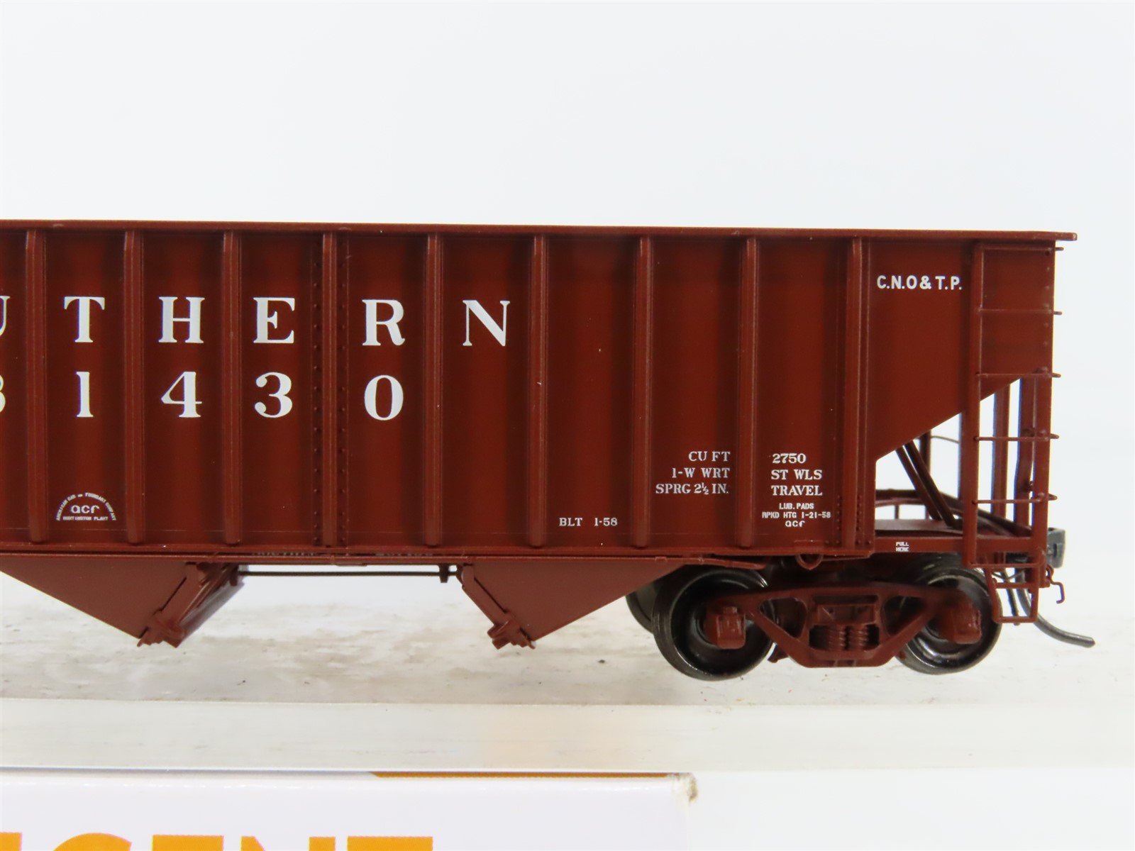 HO Scale Tangent 15023-03 SOU Southern 3-Bay PS-3 2750 Hopper #281430