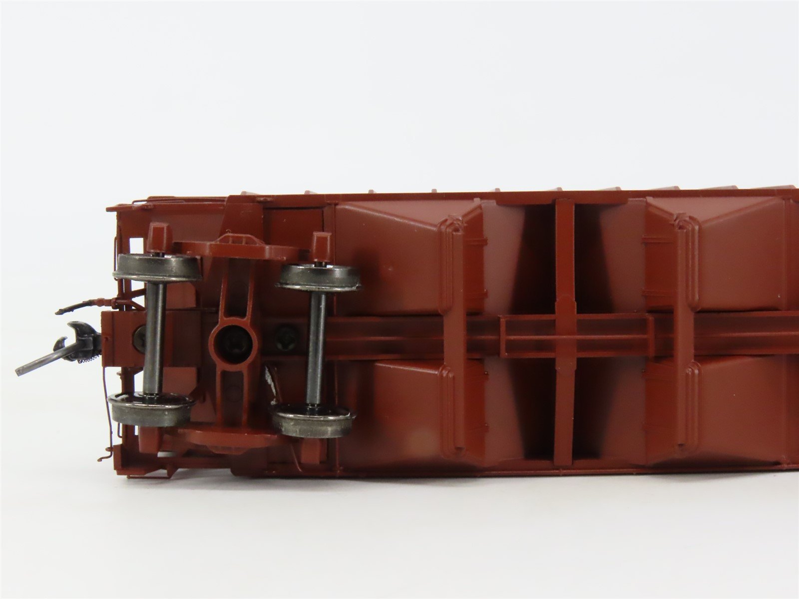 HO Scale Tangent 15023-03 SOU Southern 3-Bay PS-3 2750 Hopper #281430