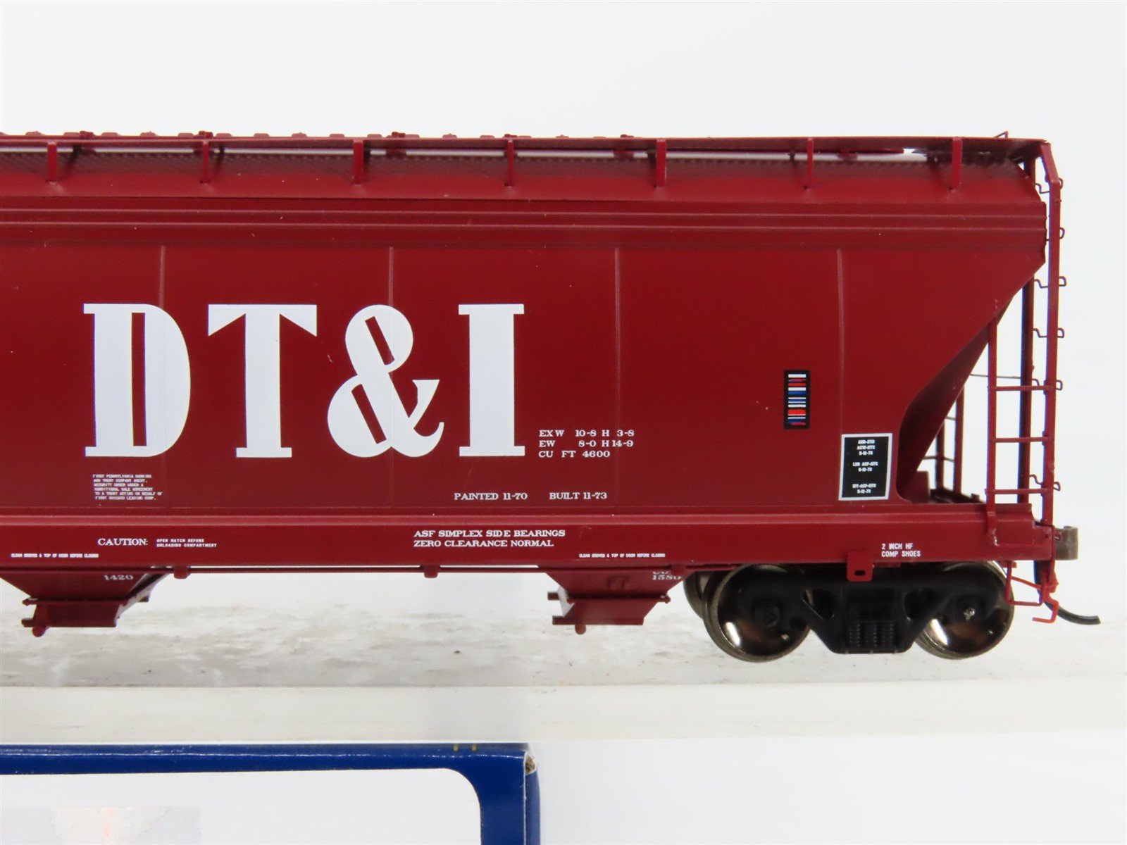 HO Scale Athearn Genesis ATHG15854 DT&I 3-Bay ACF 4600 Covered Hopper #10311
