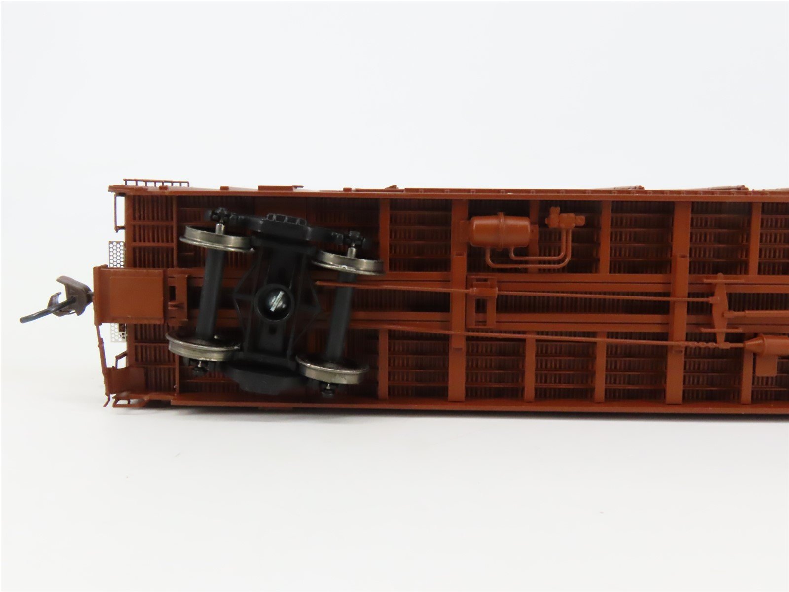 HO Scale Athearn Genesis G4019 N&W 60' Berwick Excess Height Box Car #604503