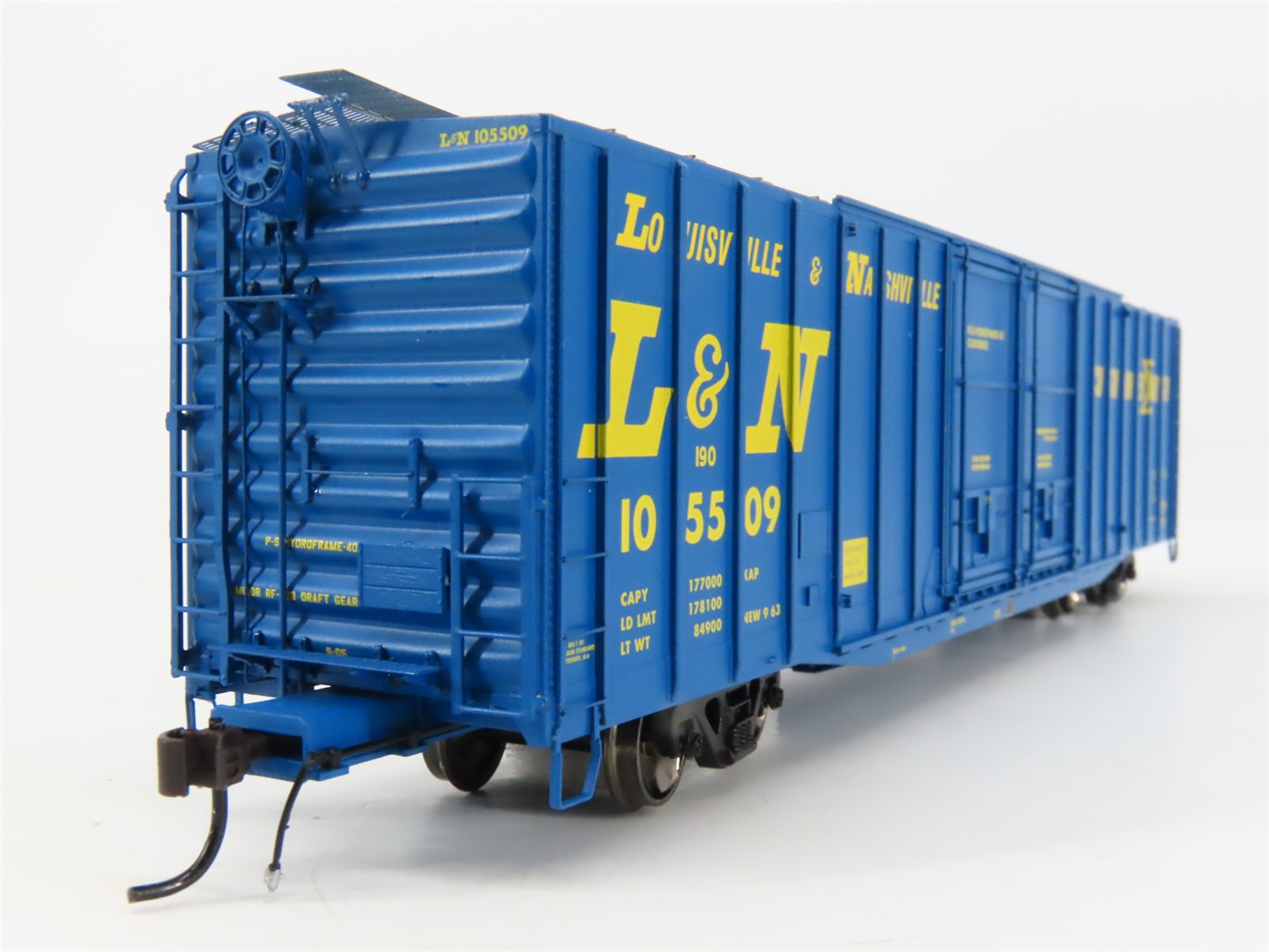 HO Scale Athearn Genesis G4505 L&N 60' PS Auto Parts Box Car #105509
