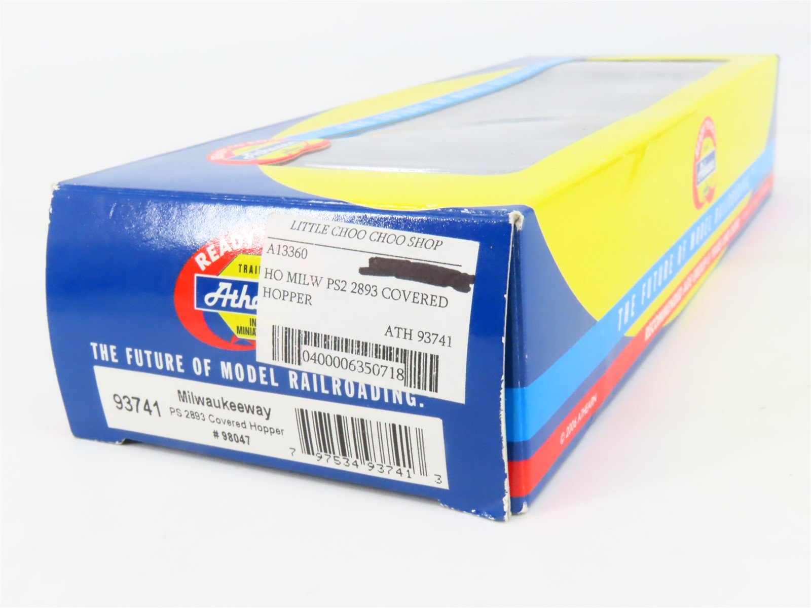 HO Scale Athearn 93741 MIW Milwaukee Road 3-Bay PS 2893 Covered Hopper #98047