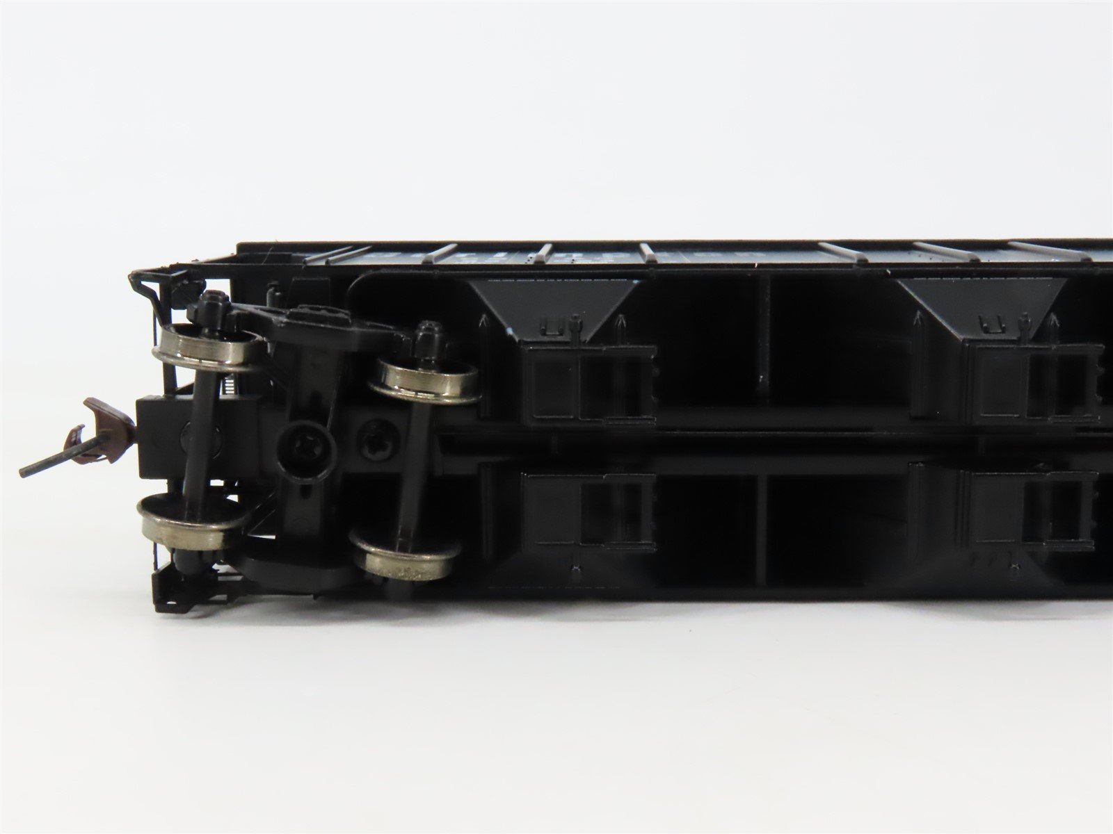 HO Scale Athearn 93756 CB&Q Burlington Route 3-Bay PS 2893 Covered Hopper #85053