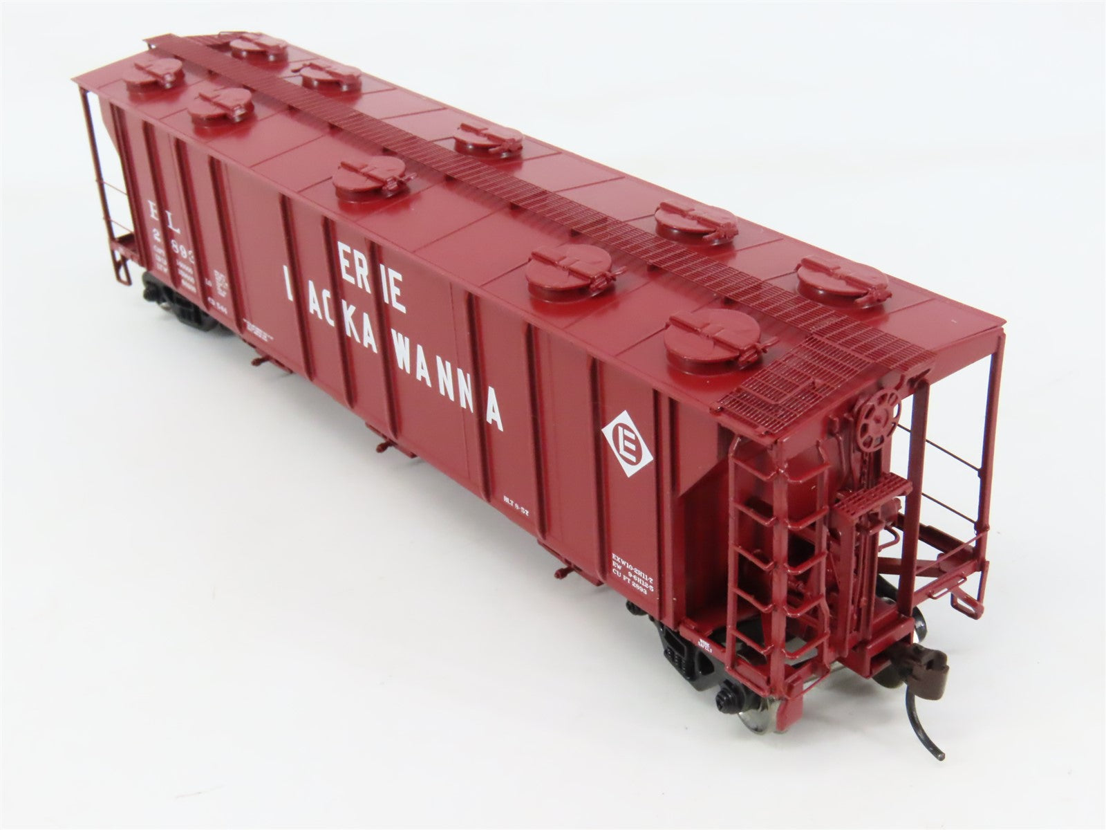 HO Scale Athearn 89030 EL Erie Lackawanna 3-Bay PS 2893 Covered Hopper #21893