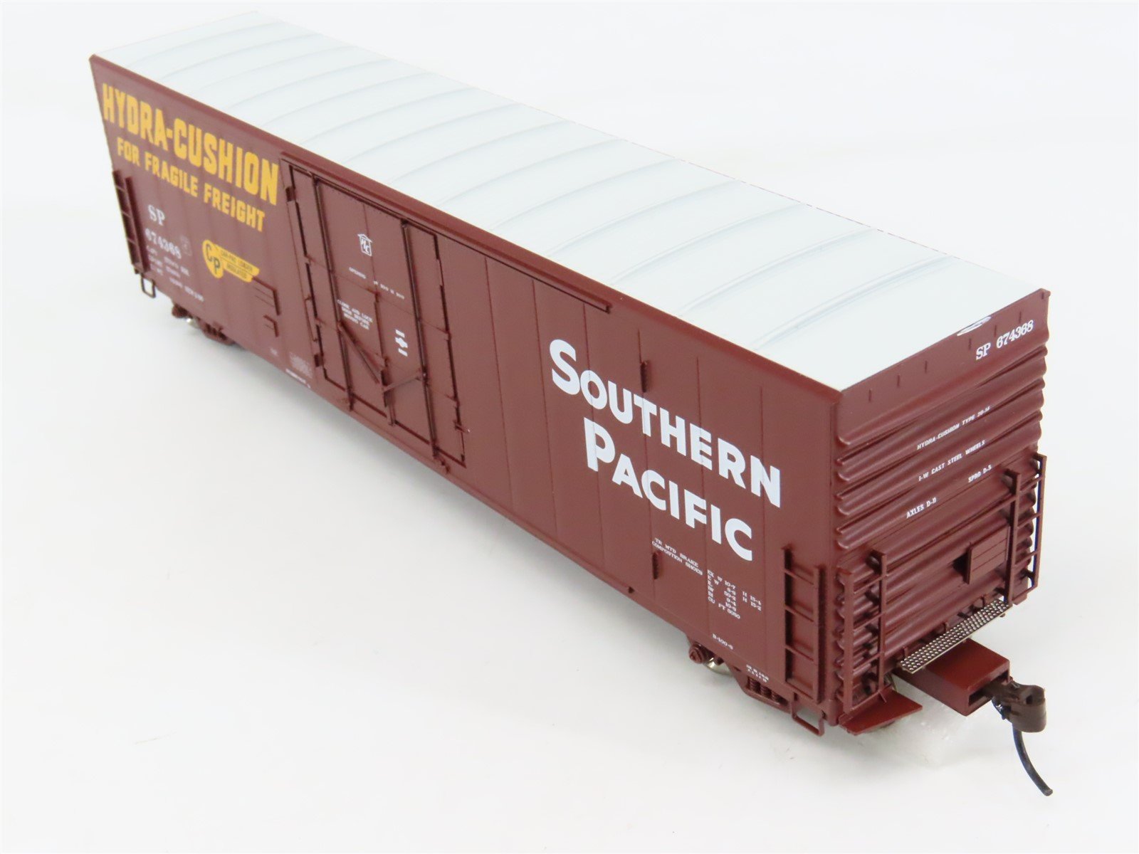 HO Athearn 88959 SP Southern Pacific 50' PC&F Hydra-Cushion Box Car #674368