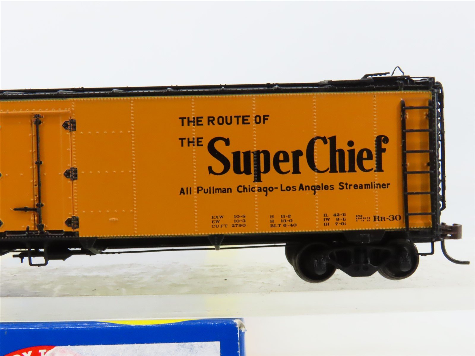 HO Scale Athearn 94521 SFRD ATSF Super Chief 50' Steel Ice Bunker Reefer #37315
