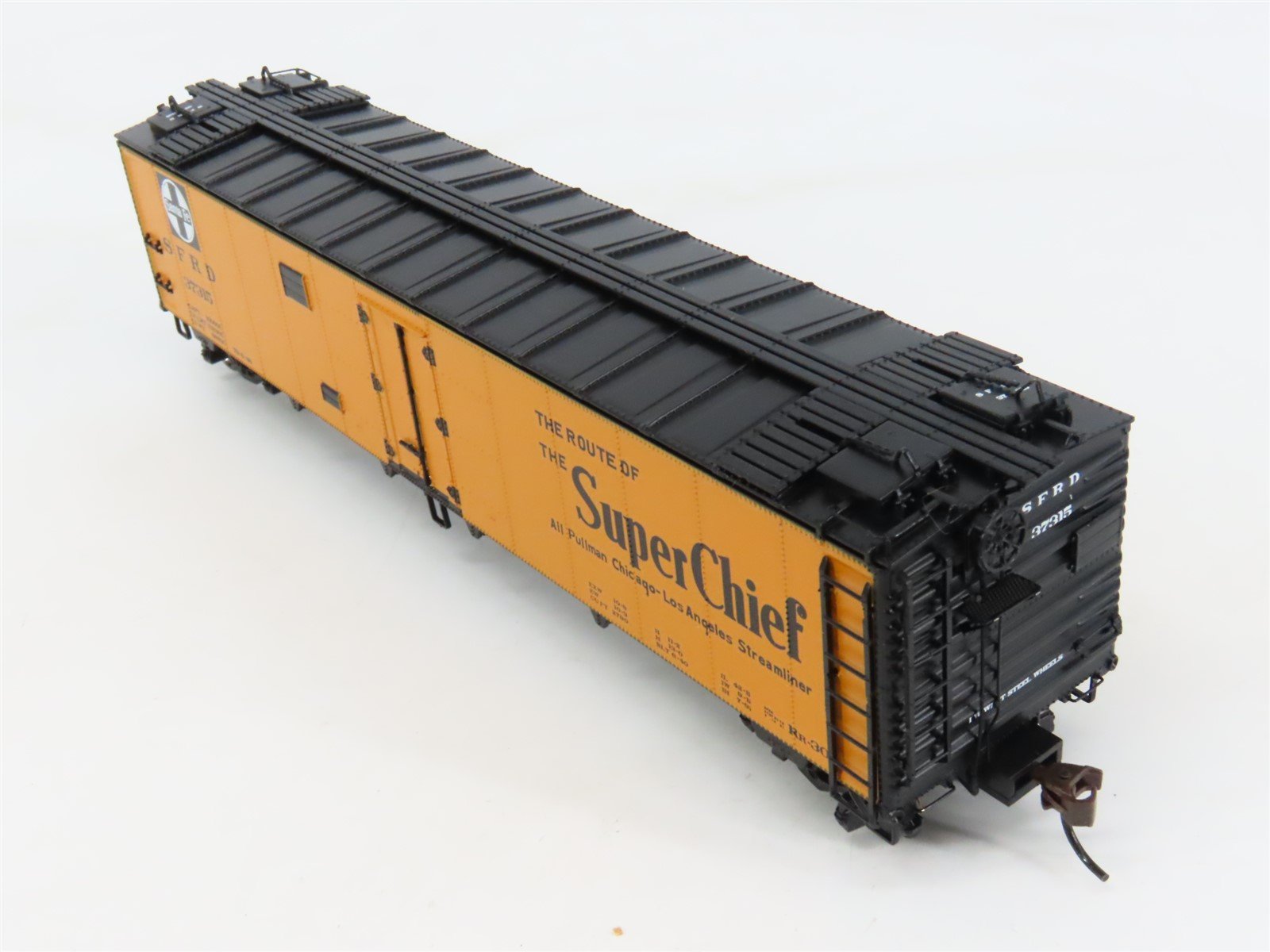 HO Scale Athearn 94521 SFRD ATSF Super Chief 50' Steel Ice Bunker Reefer #37315