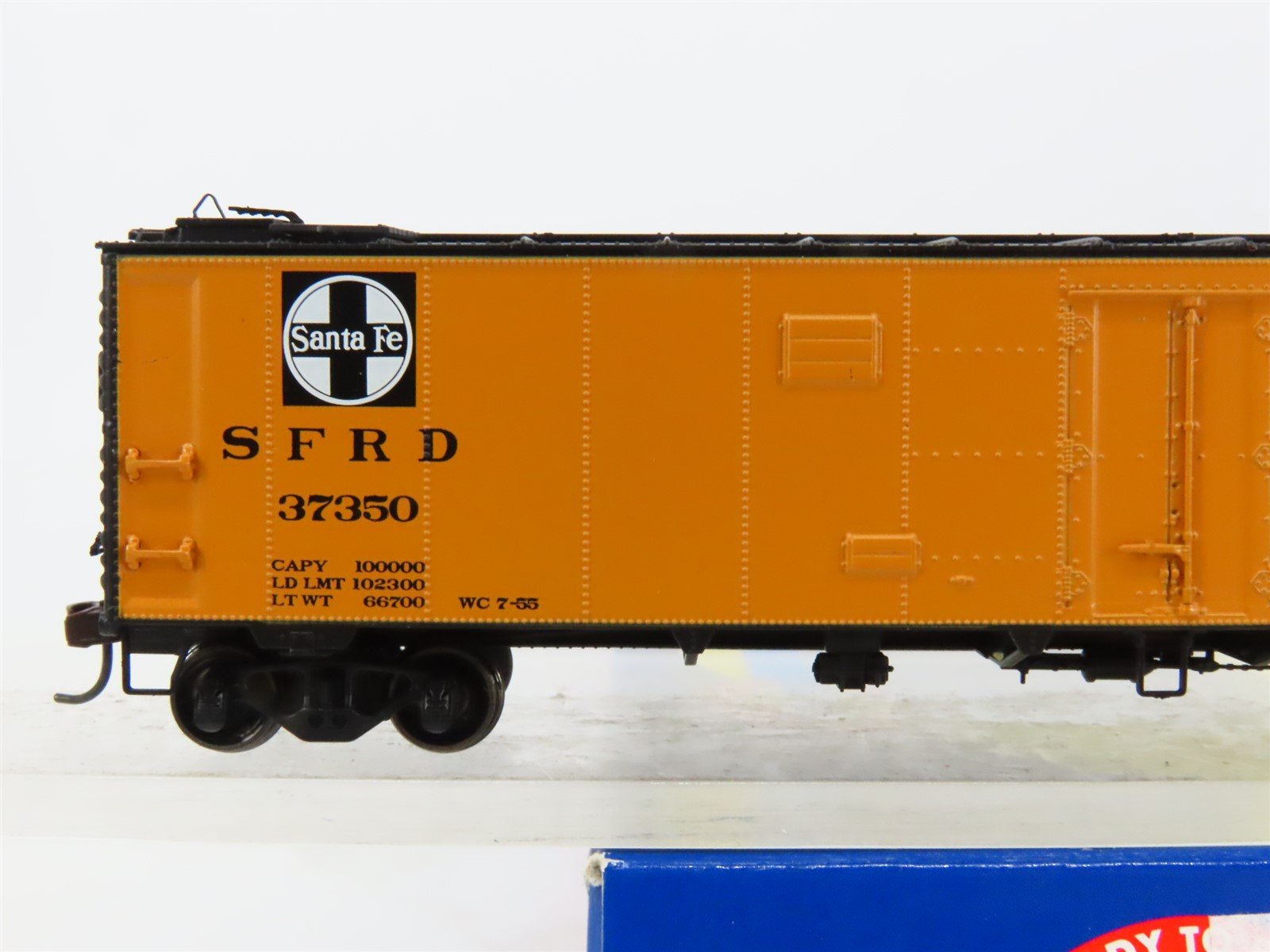 HO Scale Athearn 94528 SFRD ATSF El Capitan 50' Steel Ice Bunker Reefer #37350