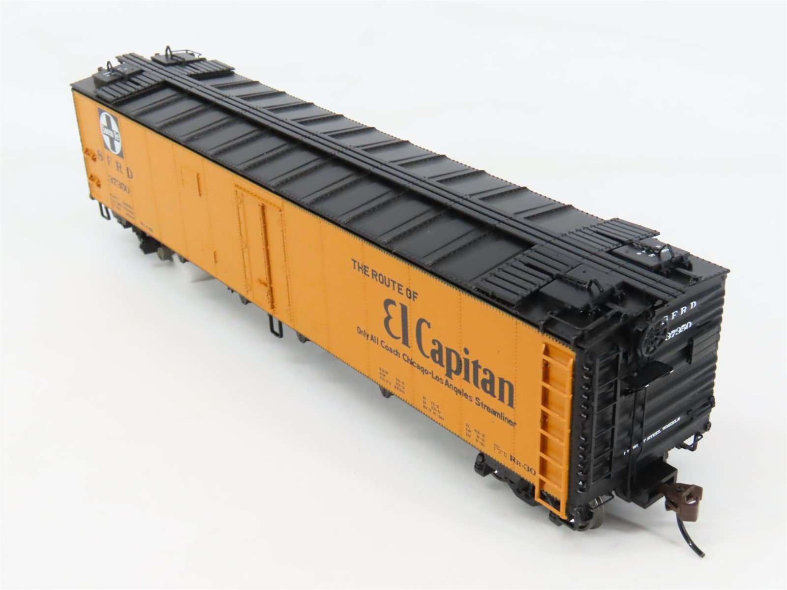 HO Scale Athearn 94528 SFRD ATSF El Capitan 50' Steel Ice Bunker Reefer #37350