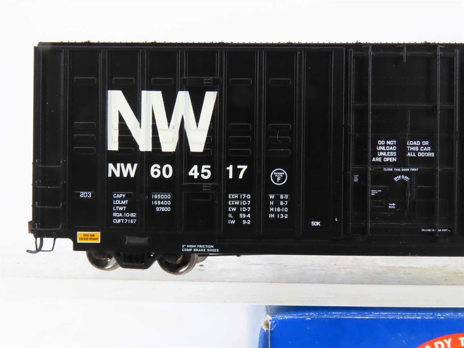 HO Athearn 96266 N&W Norfolk & Western 60' Berwick Excess Height Box Car #604517