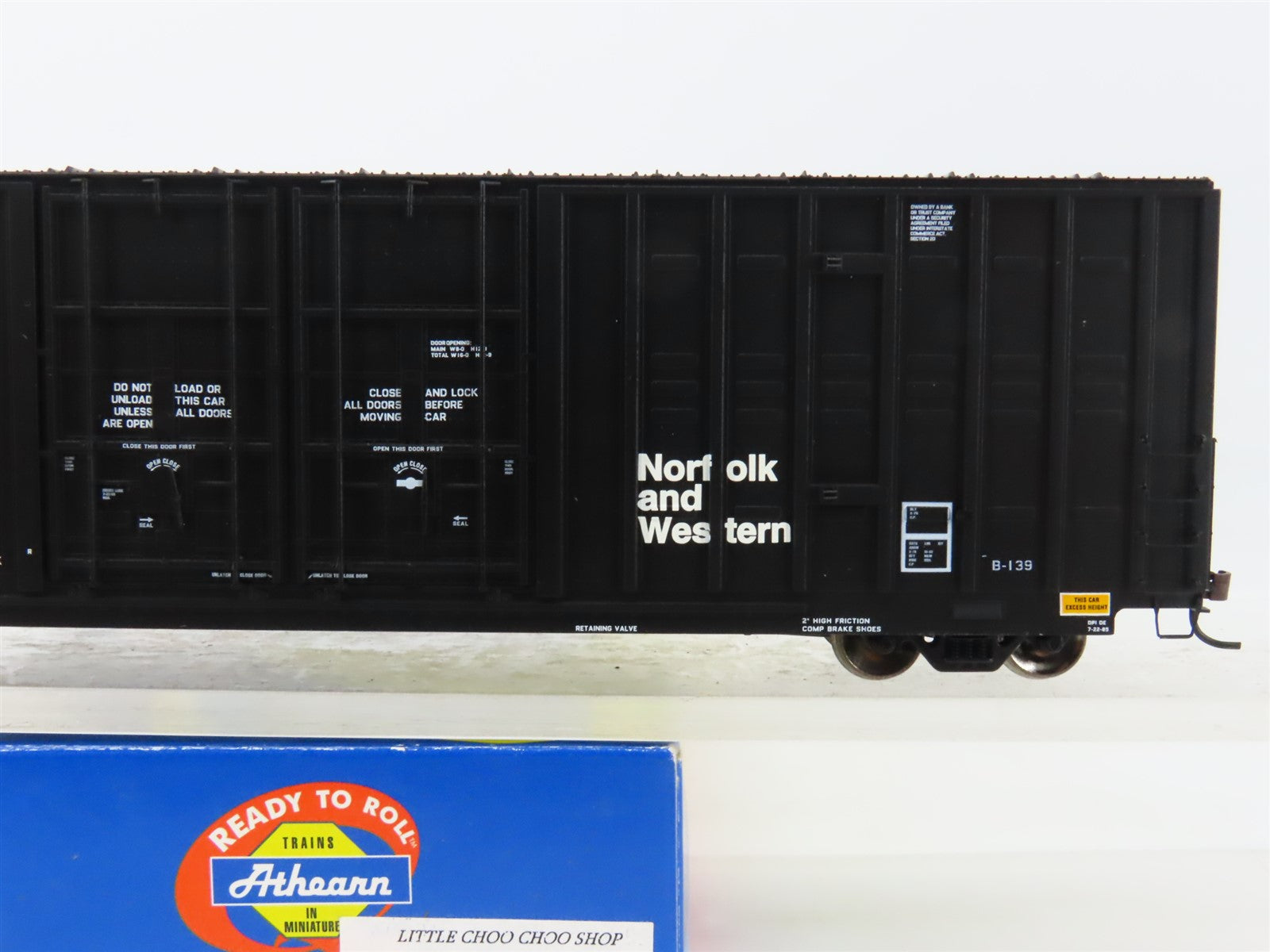 HO Athearn 96265 N&W Norfolk & Western 60' Berwick Excess Height Box Car #604502