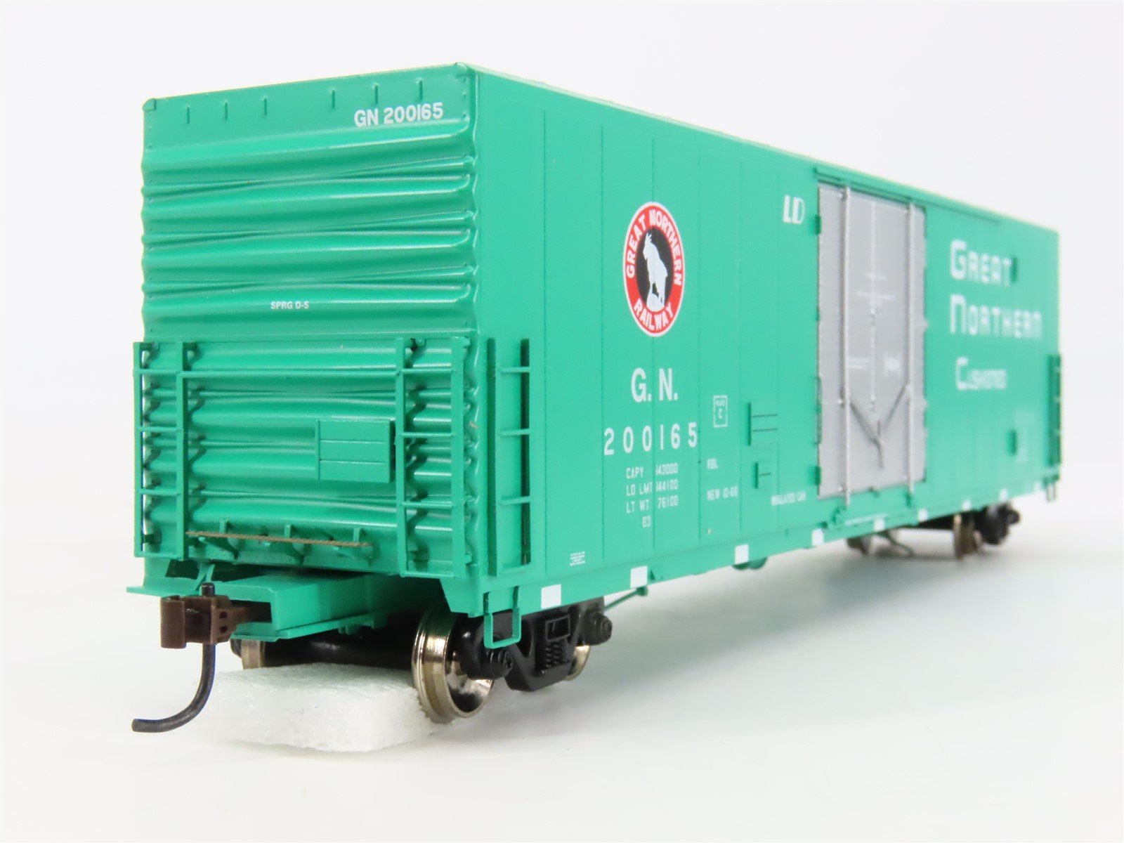 HO Scale Athearn 88958 GN Great Northern 50' PC&F Plug Door Box Car #200165