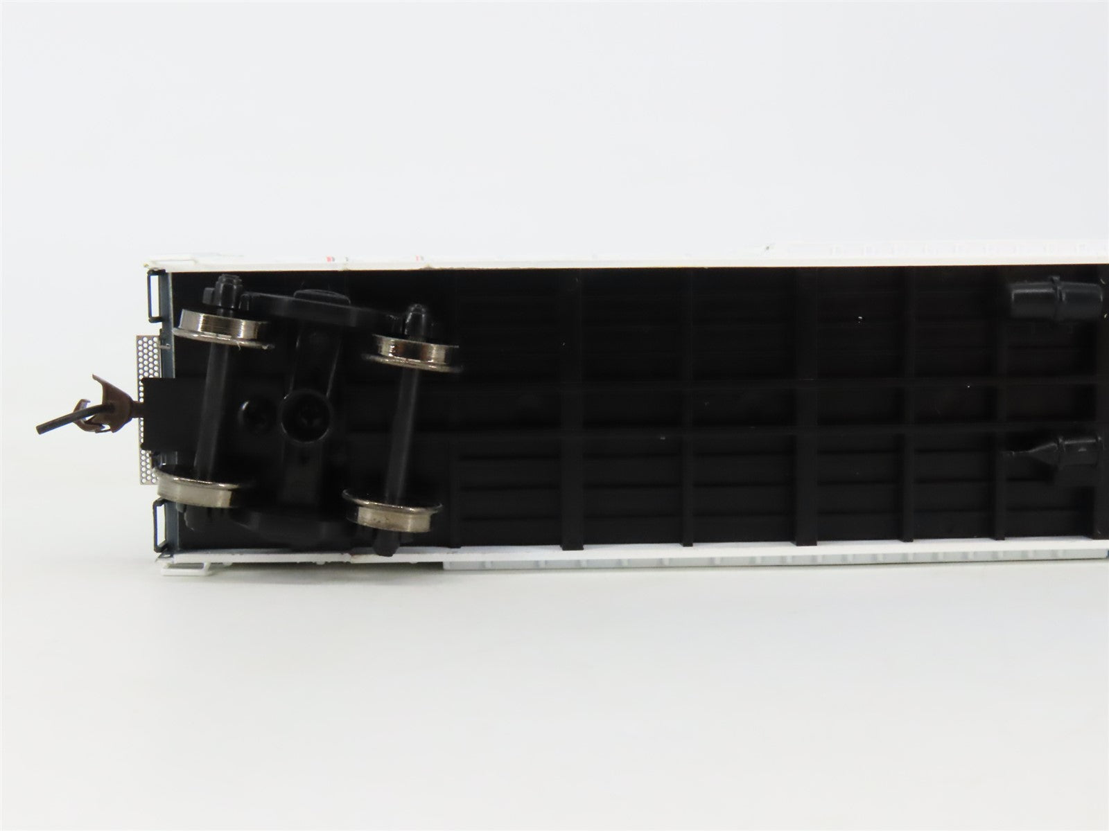 HO Scale Athearn 92517 MEC Maine Central Guilford 50' FMC Box Car #31994