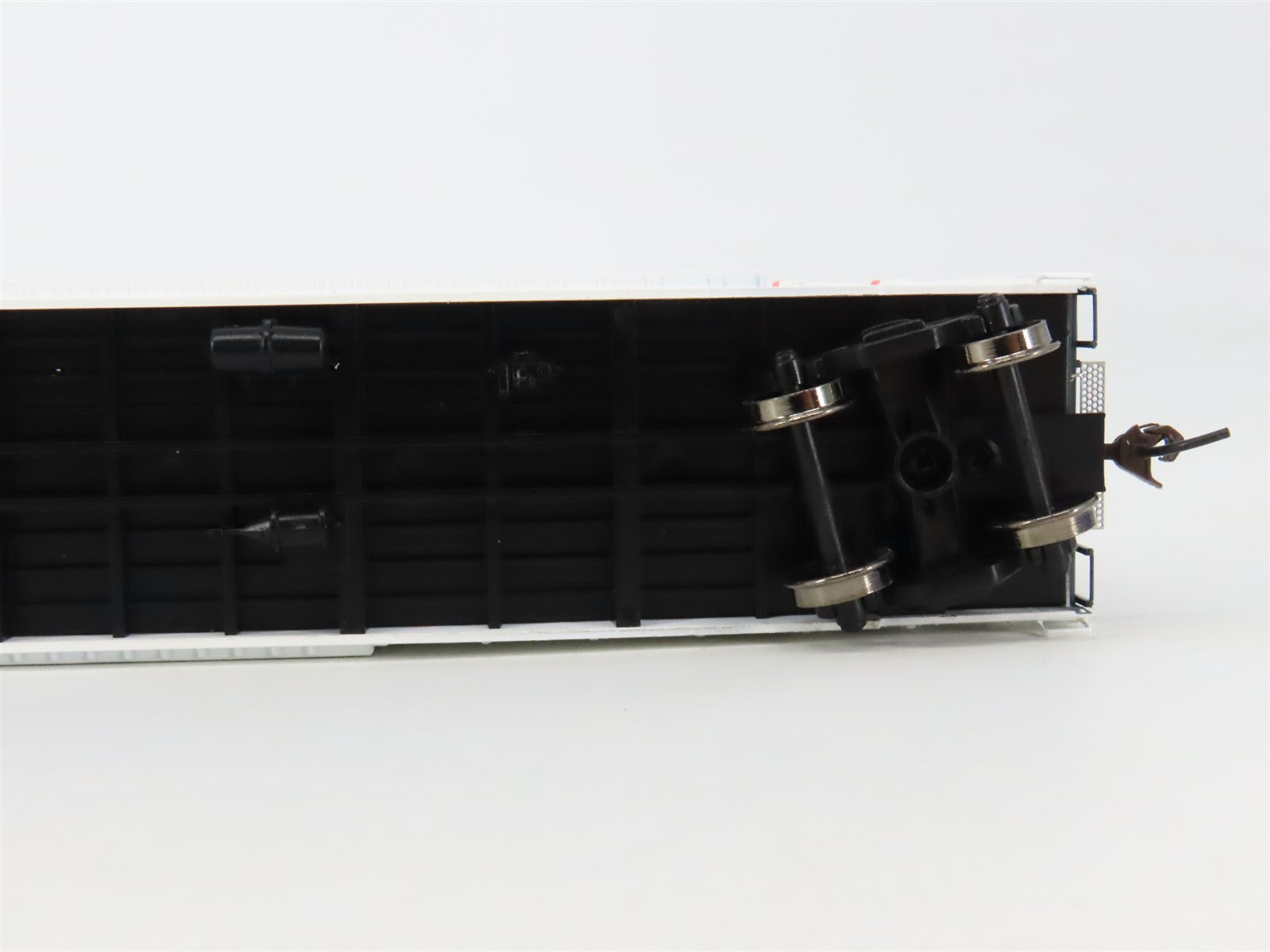HO Scale Athearn 92517 MEC Maine Central Guilford 50' FMC Box Car #31994