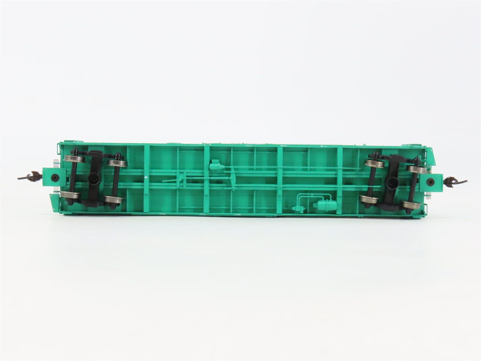HO Scale Athearn 88957 GN Great Northern 50' PC&F Plug Door Box Car #200136