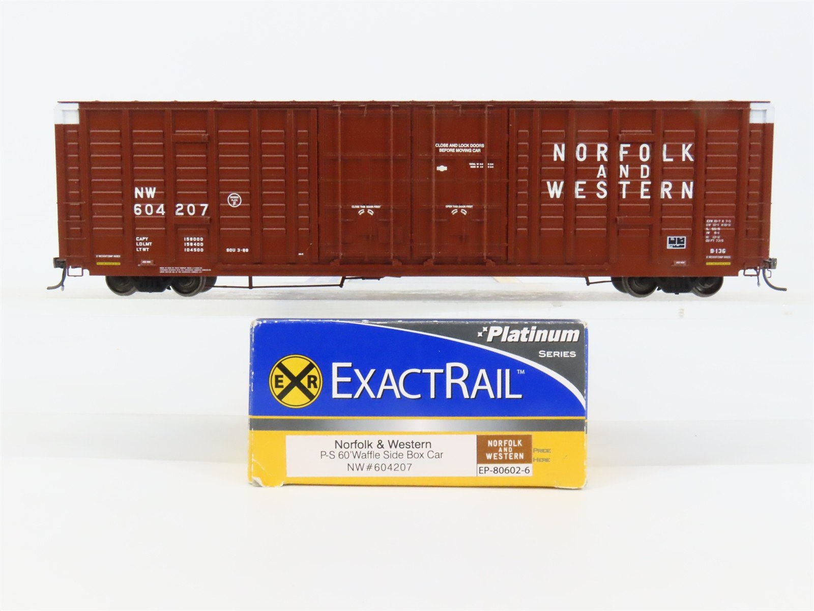 HO Scale ExactRail EP-80602-6 NW Norfolk & Western 60' Waffle Side Box Car RTR