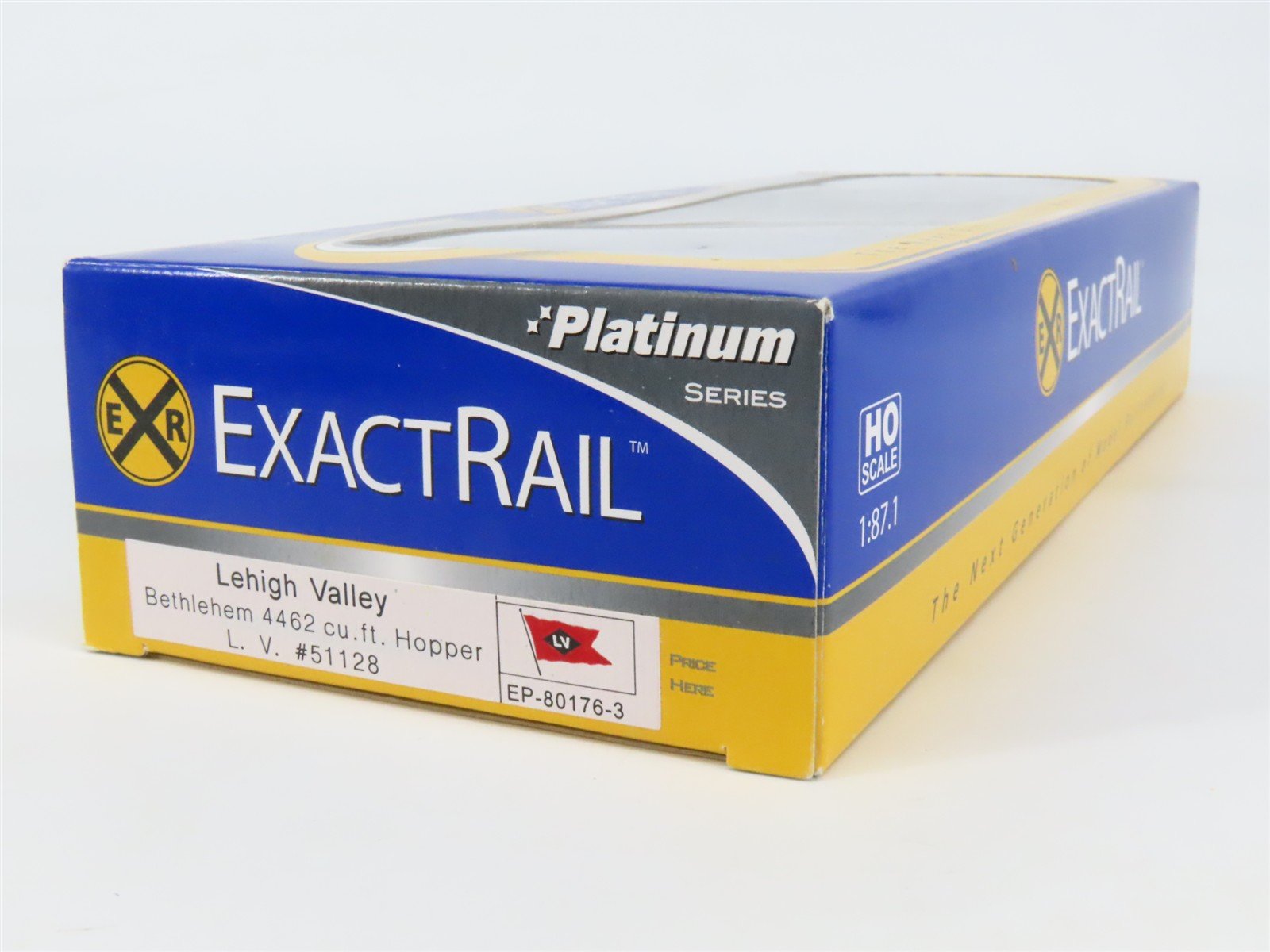 HO Scale ExactRail EP-80176-3 LV Lehigh Valley 3-Bay Covered Hopper 51128 RTR