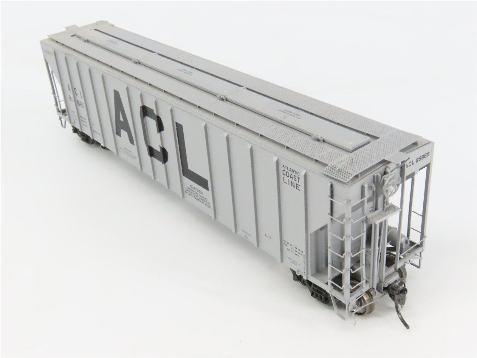 HO Scale ExactRail EP-81001-4 ACL Atlantic Coast Line 3-Bay Covered Hopper RTR