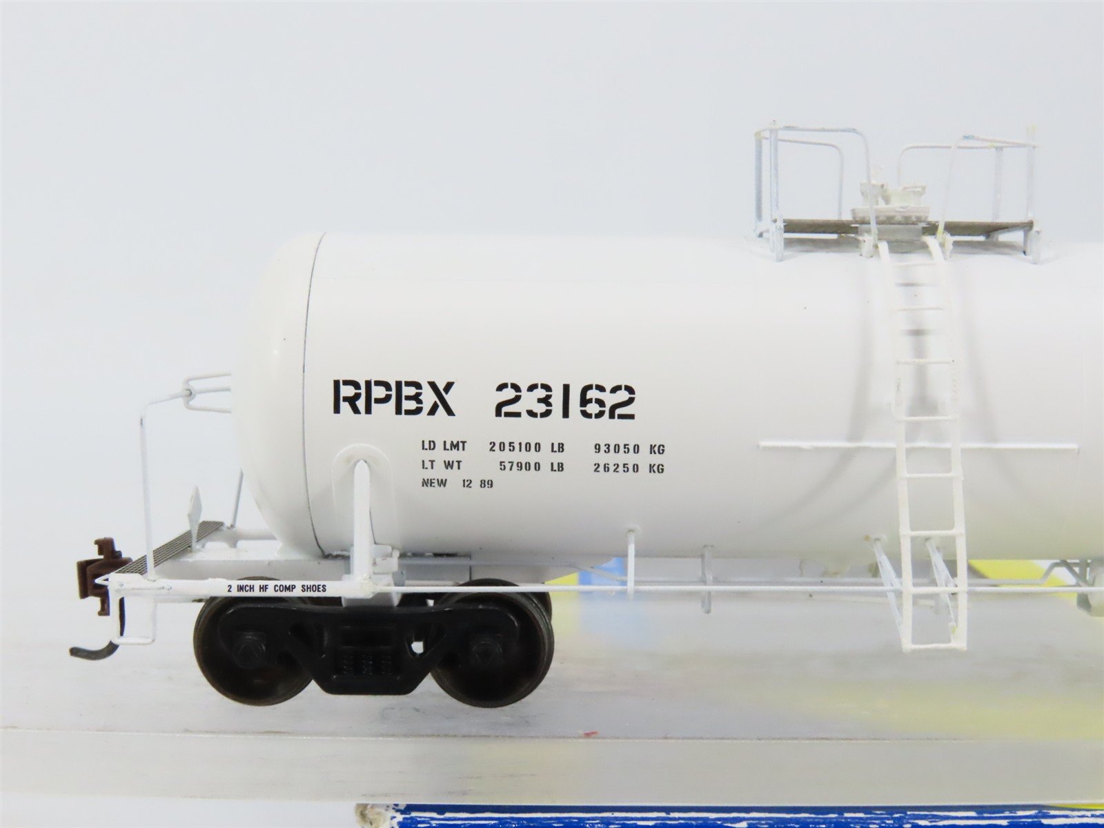HO Scale Athearn 96108 RPBX 40' 13,000 Gallon Acid Tank Car 23162 RTR