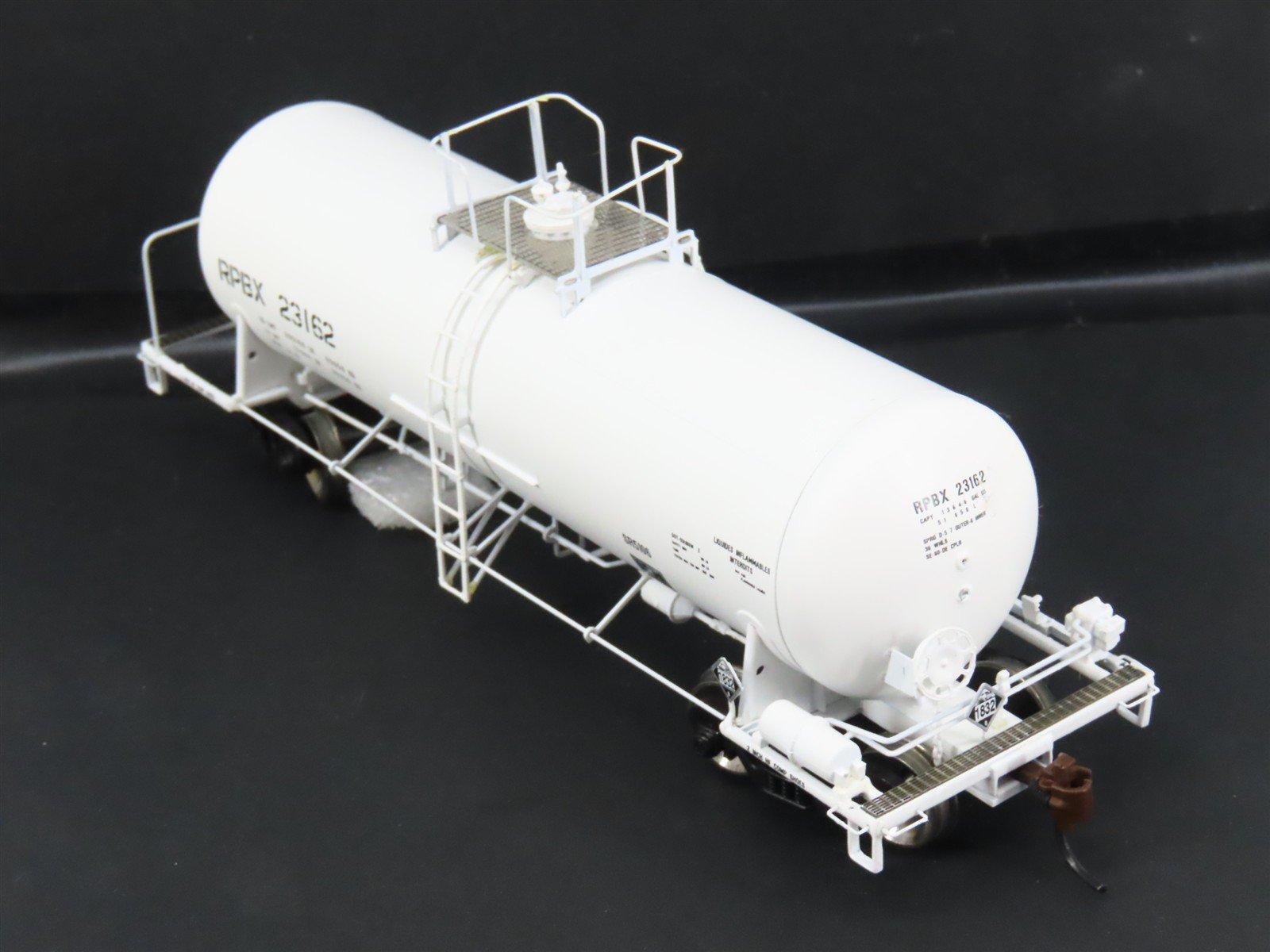 HO Scale Athearn 96108 RPBX 40' 13,000 Gallon Acid Tank Car 23162 RTR