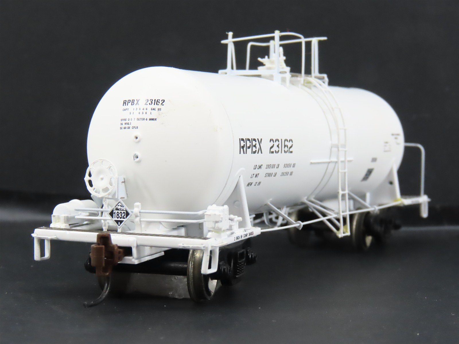 HO Scale Athearn 96108 RPBX 40' 13,000 Gallon Acid Tank Car 23162 RTR