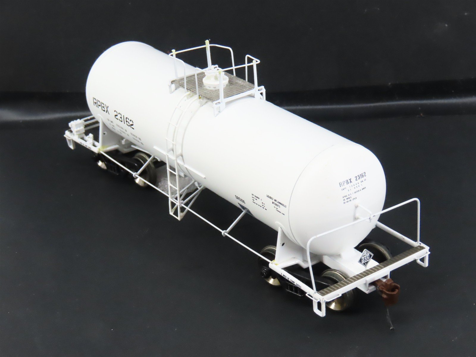 HO Scale Athearn 96108 RPBX 40' 13,000 Gallon Acid Tank Car 23162 RTR