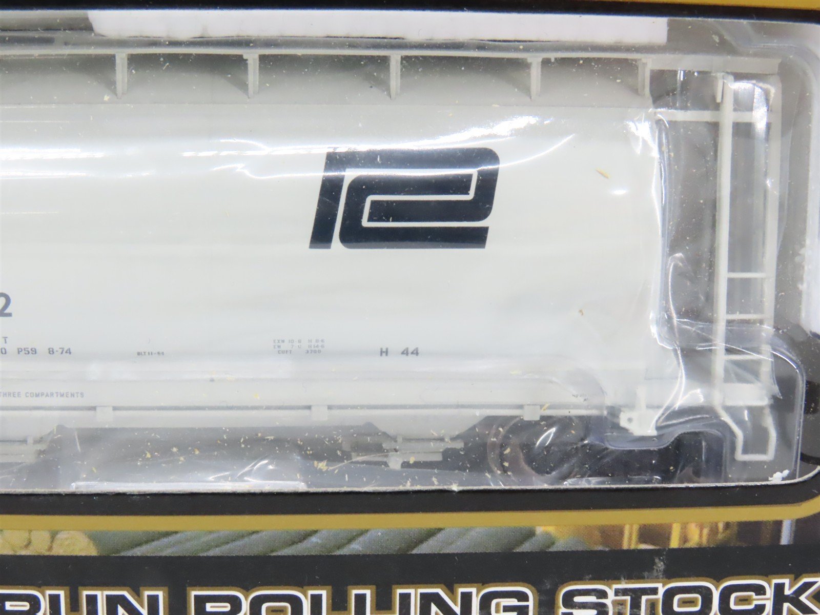 HO Scale Atlas 20000551 PC Penn Central 3-Bay Cylindrical Hopper 885122 RTR