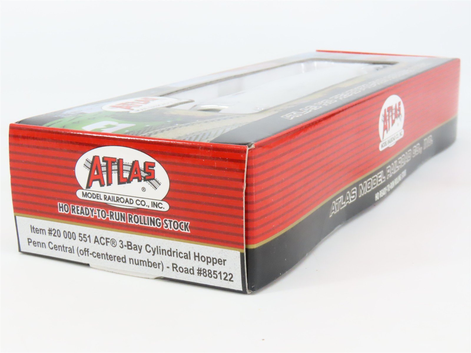 HO Scale Atlas 20000551 PC Penn Central 3-Bay Cylindrical Hopper 885122 RTR