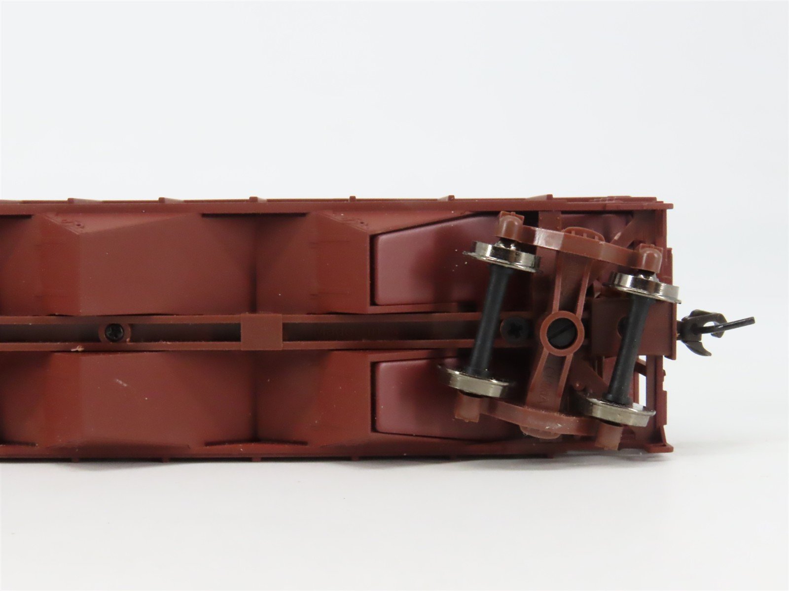 HO Scale Atlas 1402 SOU Southern 3-Bay Hopper 73749 RTR