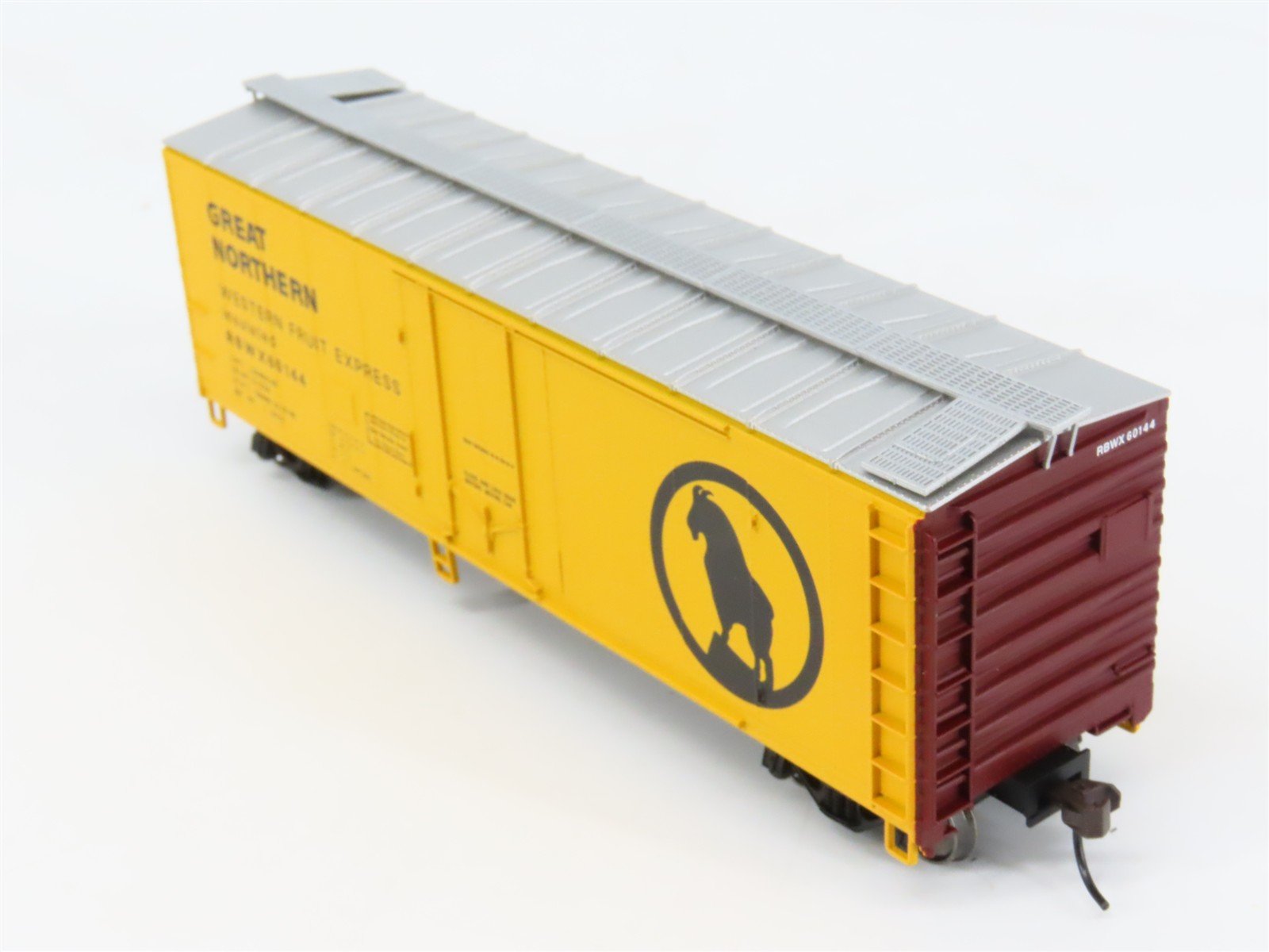 HO Scale Atlas 20002736 RBWX Great Northern 40' Plug Door Box Car 60144 RTR