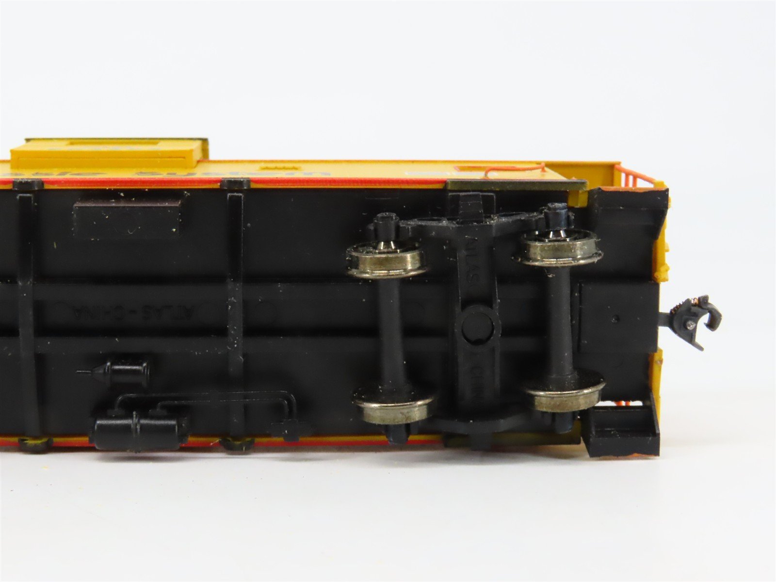 HO Scale Atlas 1907 C&O Chessie System Extended Vision Caboose 903295 RTR