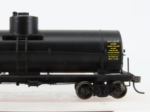 HO Scale Red Caboose RR-33001-61 Union Tank Car Co. 10,000 Gallon Tank Car RTR