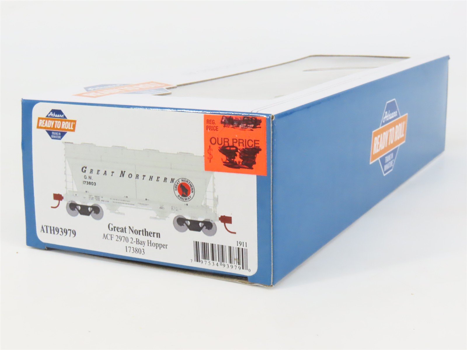 HO Scale Athearn ATH93979 GN Great Northern 2-Bay Covered Hopper 173803 RTR