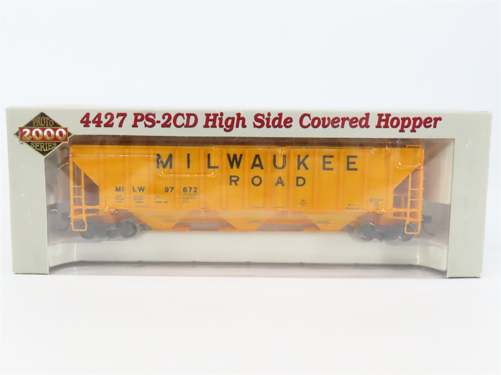 HO Scale PROTO 2000 23780 MILW Milwaukee Road 3-Bay Covered Hopper 97672 RTR