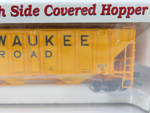 HO Scale PROTO 2000 23780 MILW Milwaukee Road 3-Bay Covered Hopper 97672 RTR
