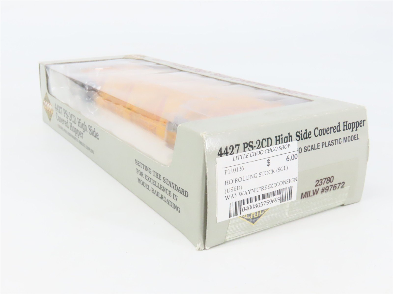 HO Scale PROTO 2000 23780 MILW Milwaukee Road 3-Bay Covered Hopper 97672 RTR