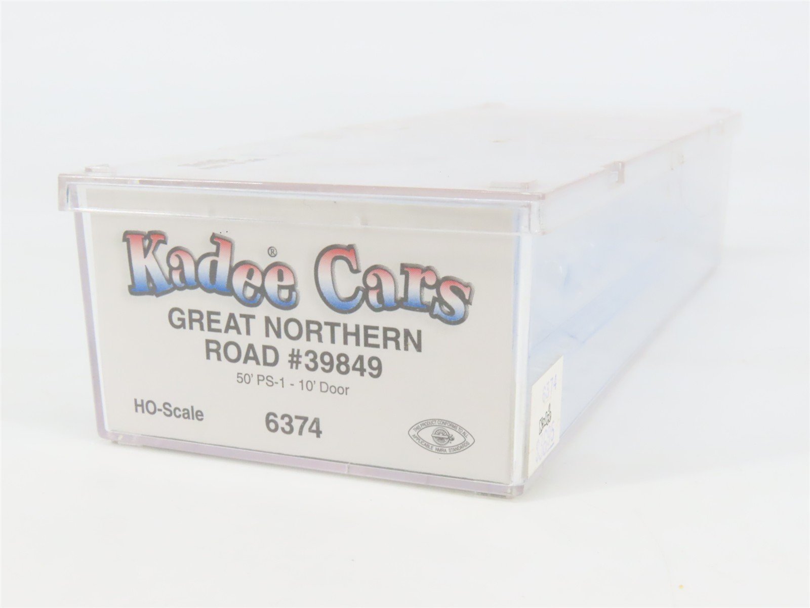 HO Scale Kadee 6374 GN Great Northern 50' 50' PS-1 Box Car 39849 RTR