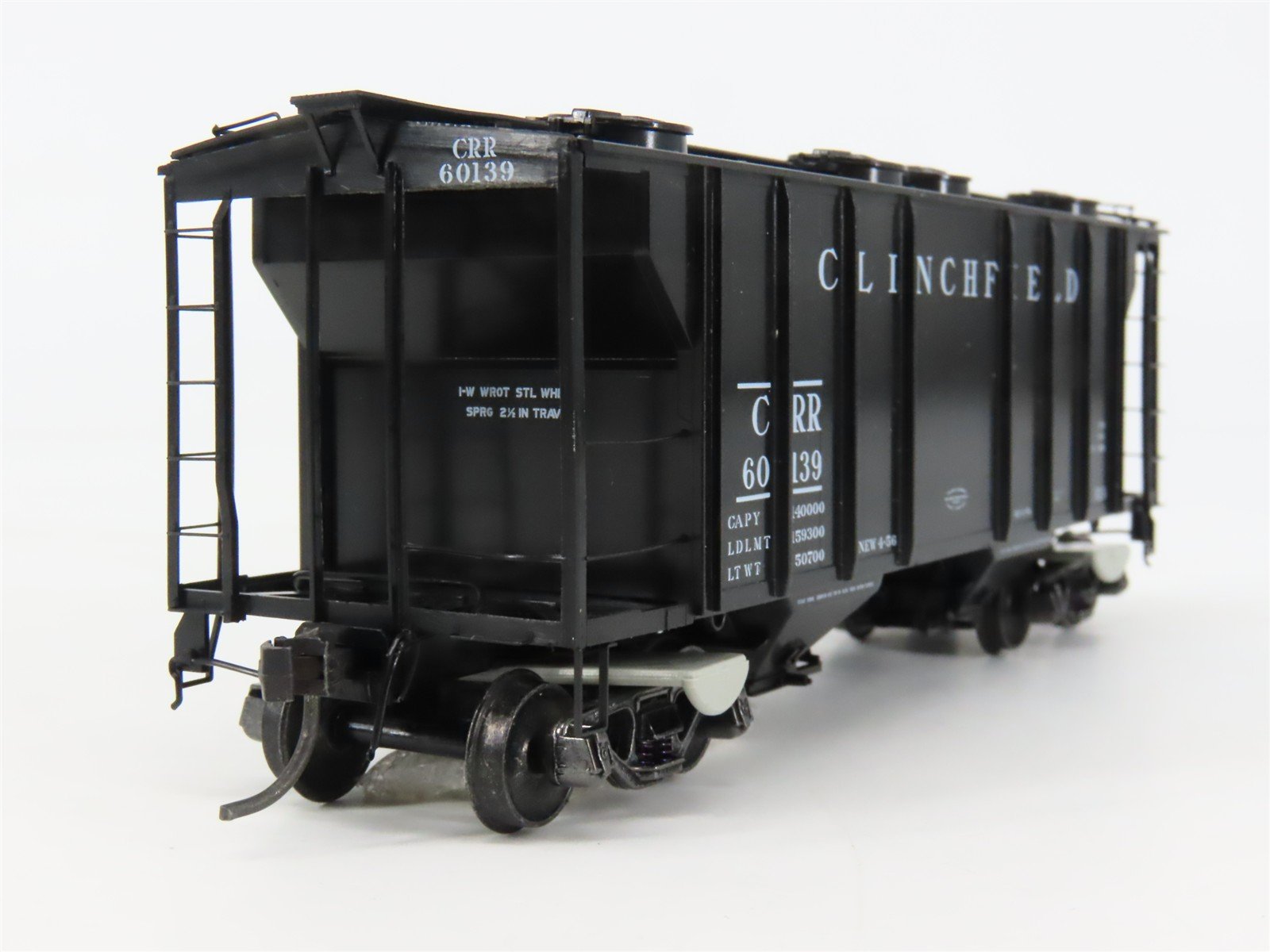 HO Scale Kadee 8329 CRR Clinchfield 2-Bay Covered Hopper 60139 RTR
