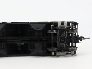 HO Scale Kadee 8329 CRR Clinchfield 2-Bay Covered Hopper 60139 RTR