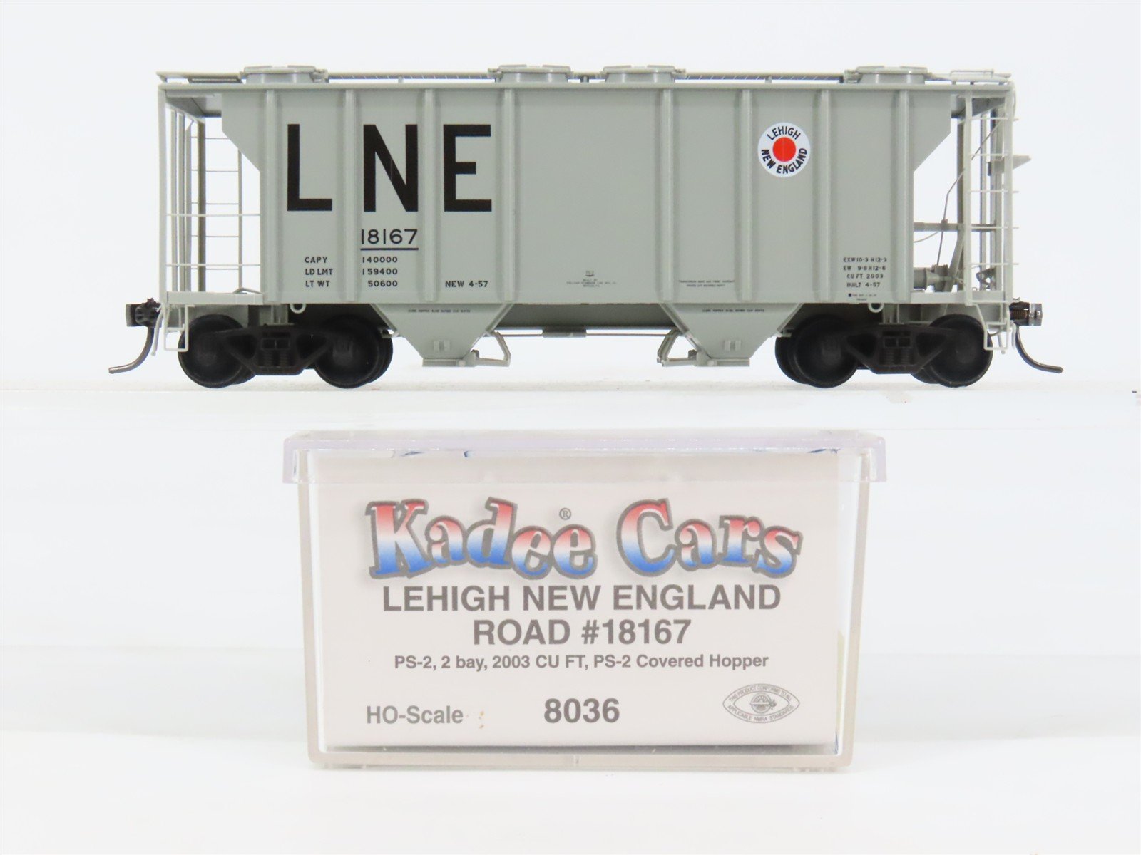HO Scale Kadee 8036 LNE Lehigh New England 2-Bay PS-2 Covered Hopper 18167 RTR