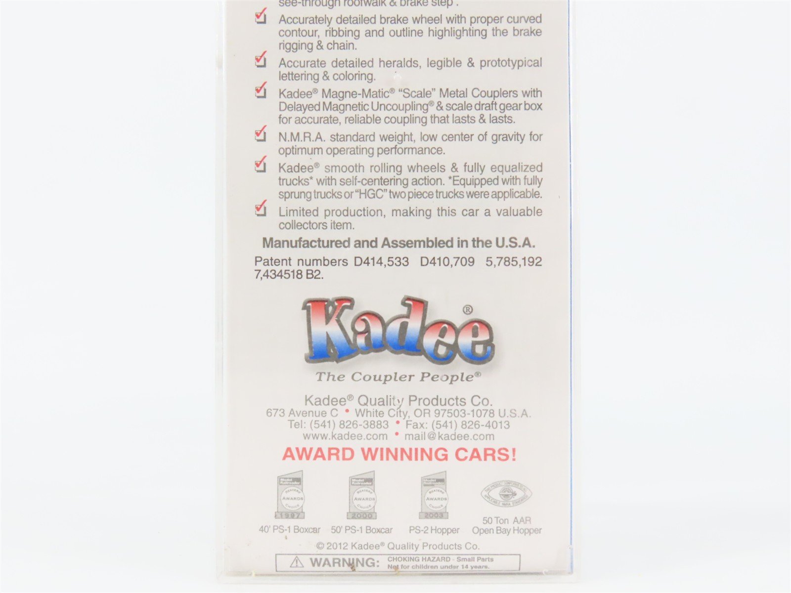 HO Scale Kadee 8036 LNE Lehigh New England 2-Bay PS-2 Covered Hopper 18167 RTR