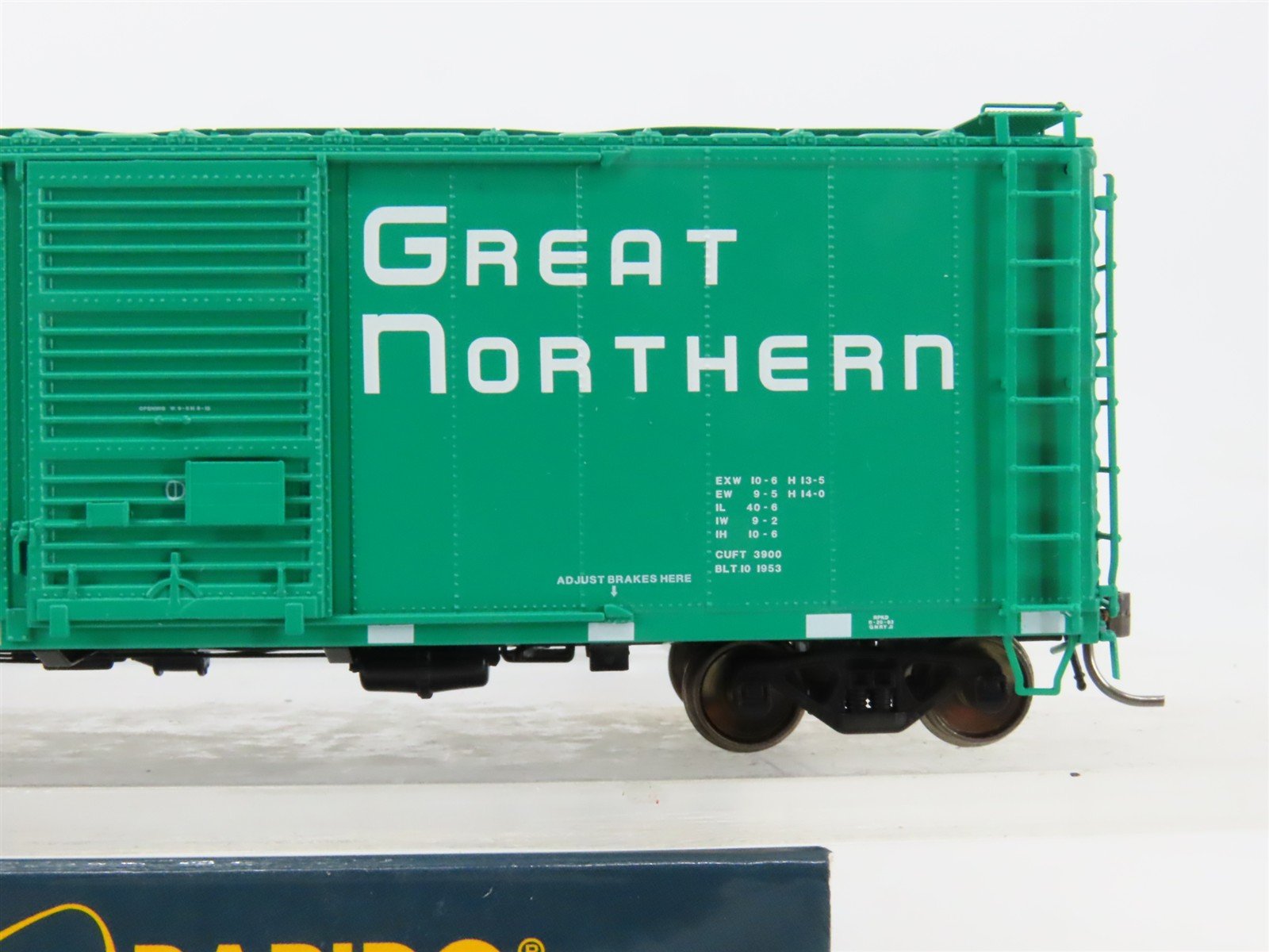 HO Scale Rapido 155003A GN Great Northern 40' Box Car 21626 RTR
