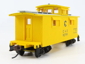 HO Scale Walthers 932-27525 C&O 25' Wood Caboose 2-Pack 90776, 90799 RTR