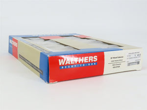 HO Scale Walthers 932-27525 C&O 25' Wood Caboose 2-Pack 90776, 90799 RTR