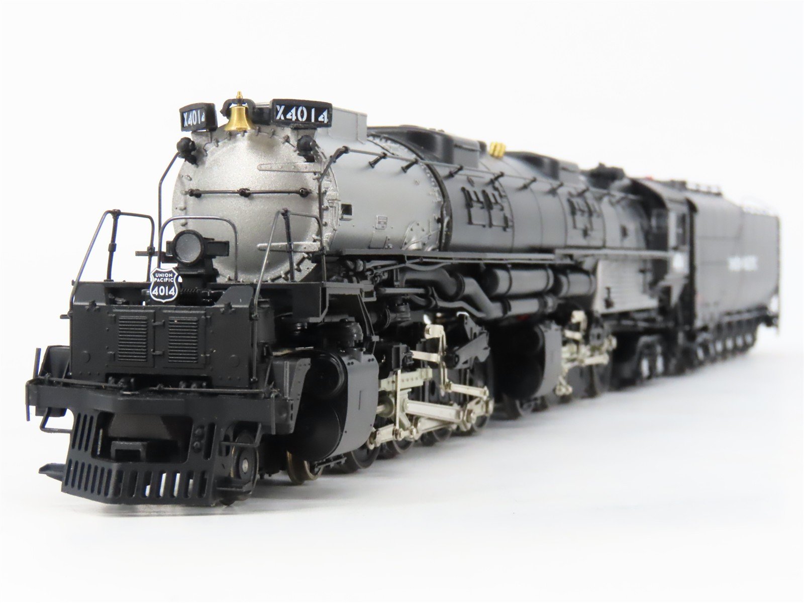 HO Scale Trix 22163 UP Union Pacific 4-8-8-4 Big Boy Steam #4014 w/ DCC & Sound