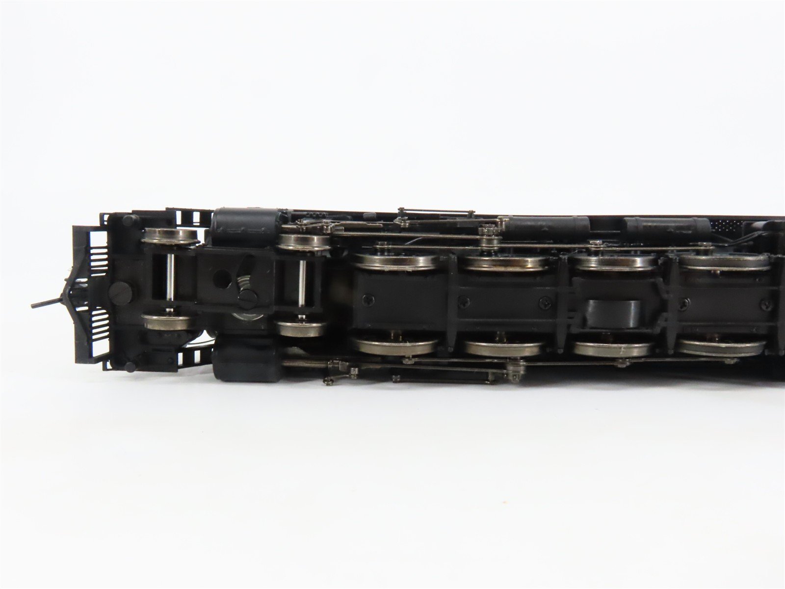 HO Scale Broadway Limited BLI 6800 RDG Reading 4-8-4 T1 Steam #2105 - Paragon4
