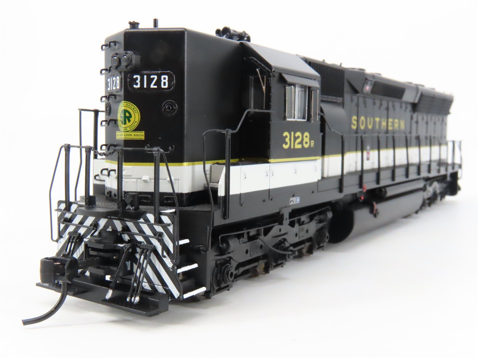 HO Scale Broadway Limited BLI 4291 SOU Southern EMD SD45 Diesel #3128 - Paragon4
