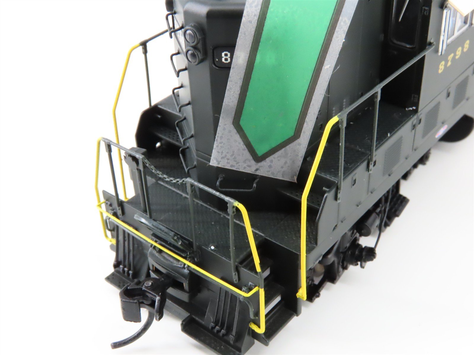 HO Walthers Proto 920-42108 PRR Pennsylvania EMD GP7 Diesel #8798 w/ DCC & Sound