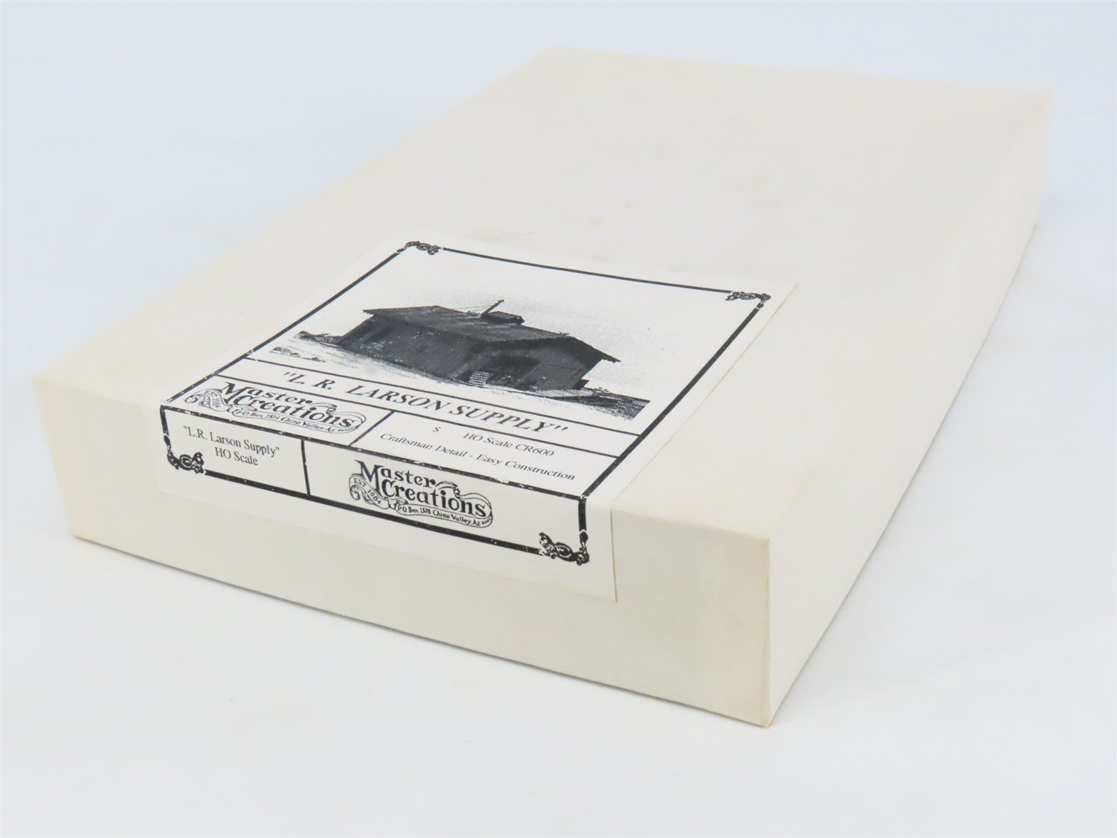 HO Scale Master Creations CR600 L. R. Larson Supply Building Craftsman Kit